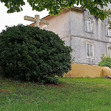 O Cantinho Local ルゾ