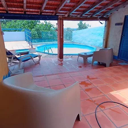 O Cantinho Local Casa de Férias