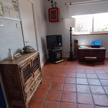 O Cantinho Local ルゾ