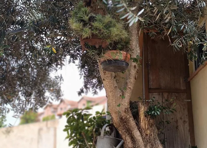 O Cantinho Local בית נופש *